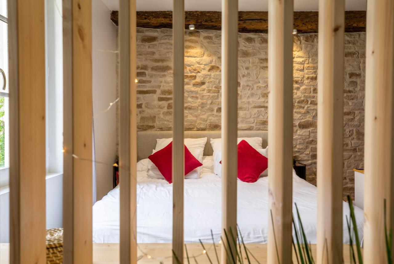 Cocon à Bulles Chic vue Cathédrale avec Spa-jacuzzi Chartres Esterno foto